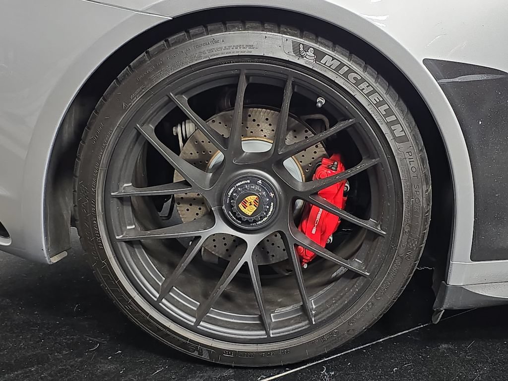 Used 2019 Porsche 911 Carrera GTS RWD image 29