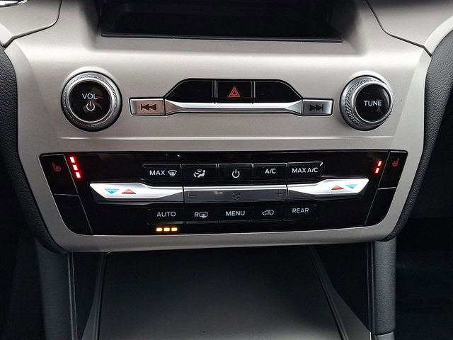 Certified 2023 Ford Explorer XLT image 16