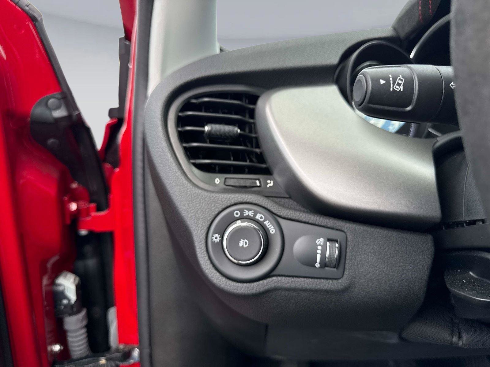 Used 2023 FIAT 500X Sport image 34