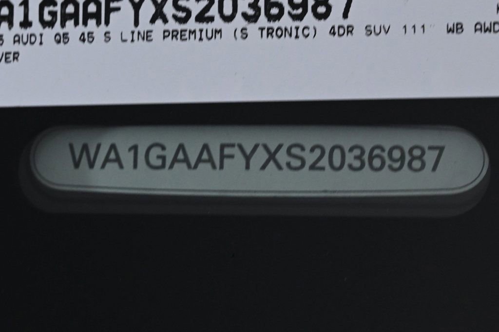 Certified 2025 Audi Q5 2.0T Premium w/ Convenience Plus Package image 24