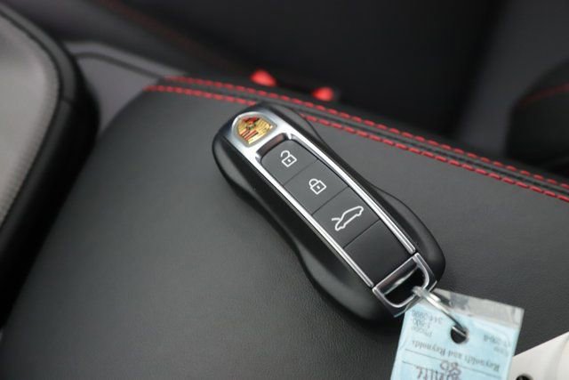 Used 2026 Porsche 911 Targa 4 GTS image 3