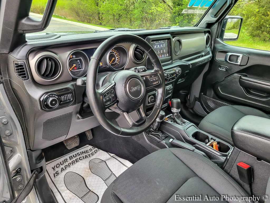 Used 2020 Jeep Wrangler Sport AWD/4WD image 9