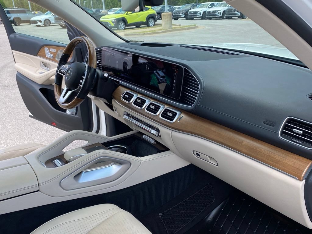 Used 2021 Mercedes-Benz GLS 450 4MATIC image 35
