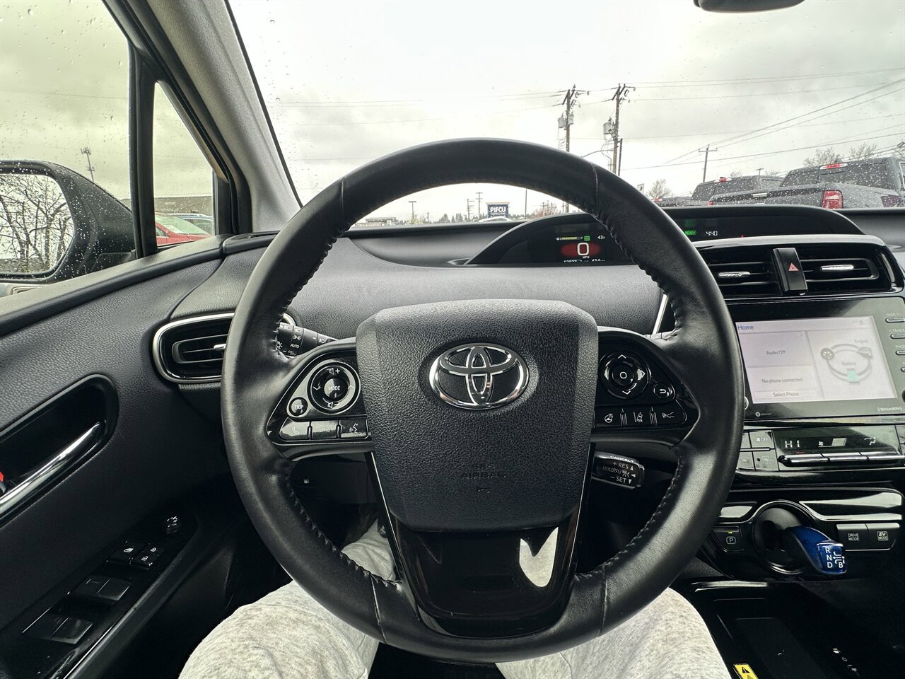 Used 2022 Toyota Prius AWD image 28