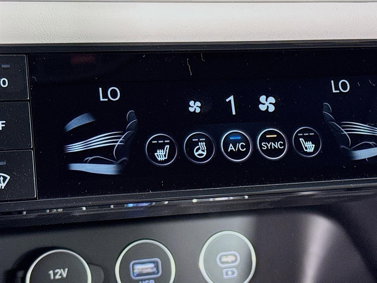 New 2025 Genesis G70 2.5T image 21