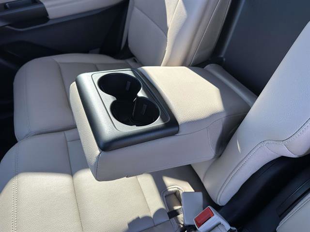 Used 2020 Ford Explorer XLT w/ Equipment Group 202A image 11