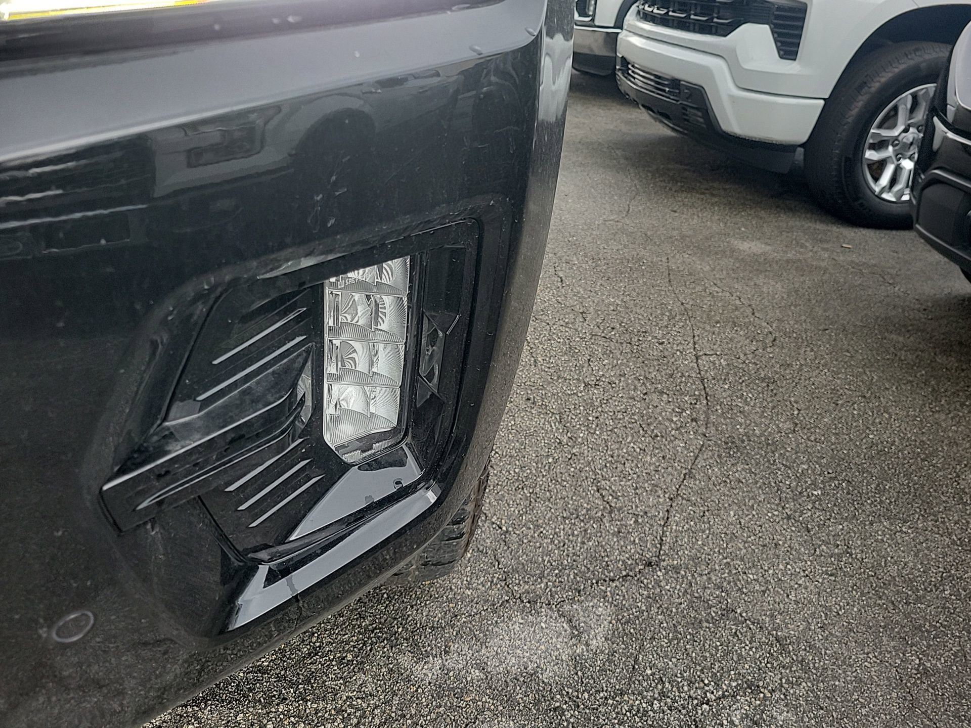 Used 2024 GMC Yukon AT4 w/ AT4 Premium Package image 8