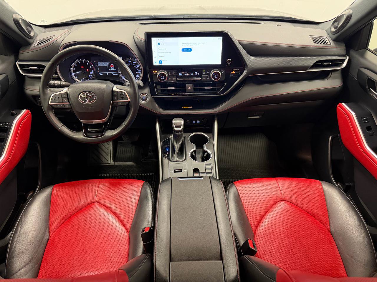 Used 2023 Toyota Highlander XSE FWD image 33