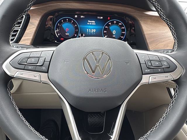 New 2026 Volkswagen Atlas SE image 17