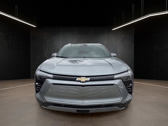 Used 2024 Chevrolet Blazer EV LT AWD/4WD image 2