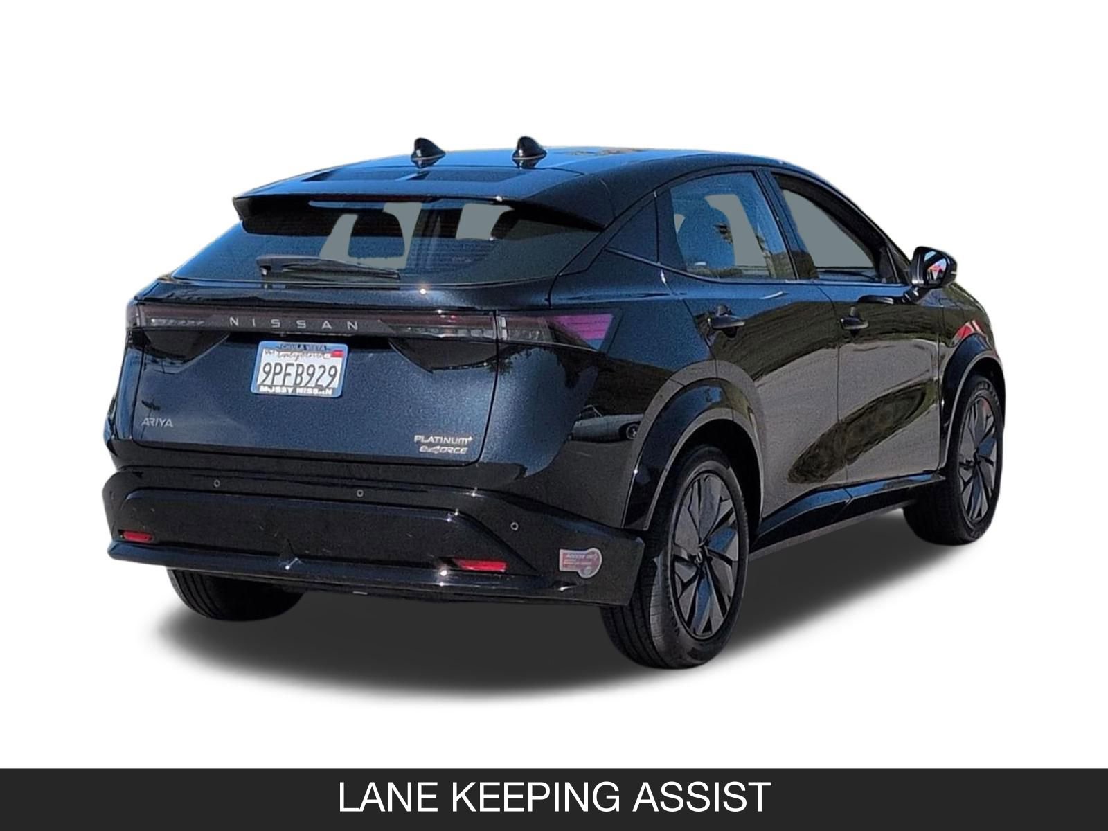 Used 2023 Nissan Ariya image 8