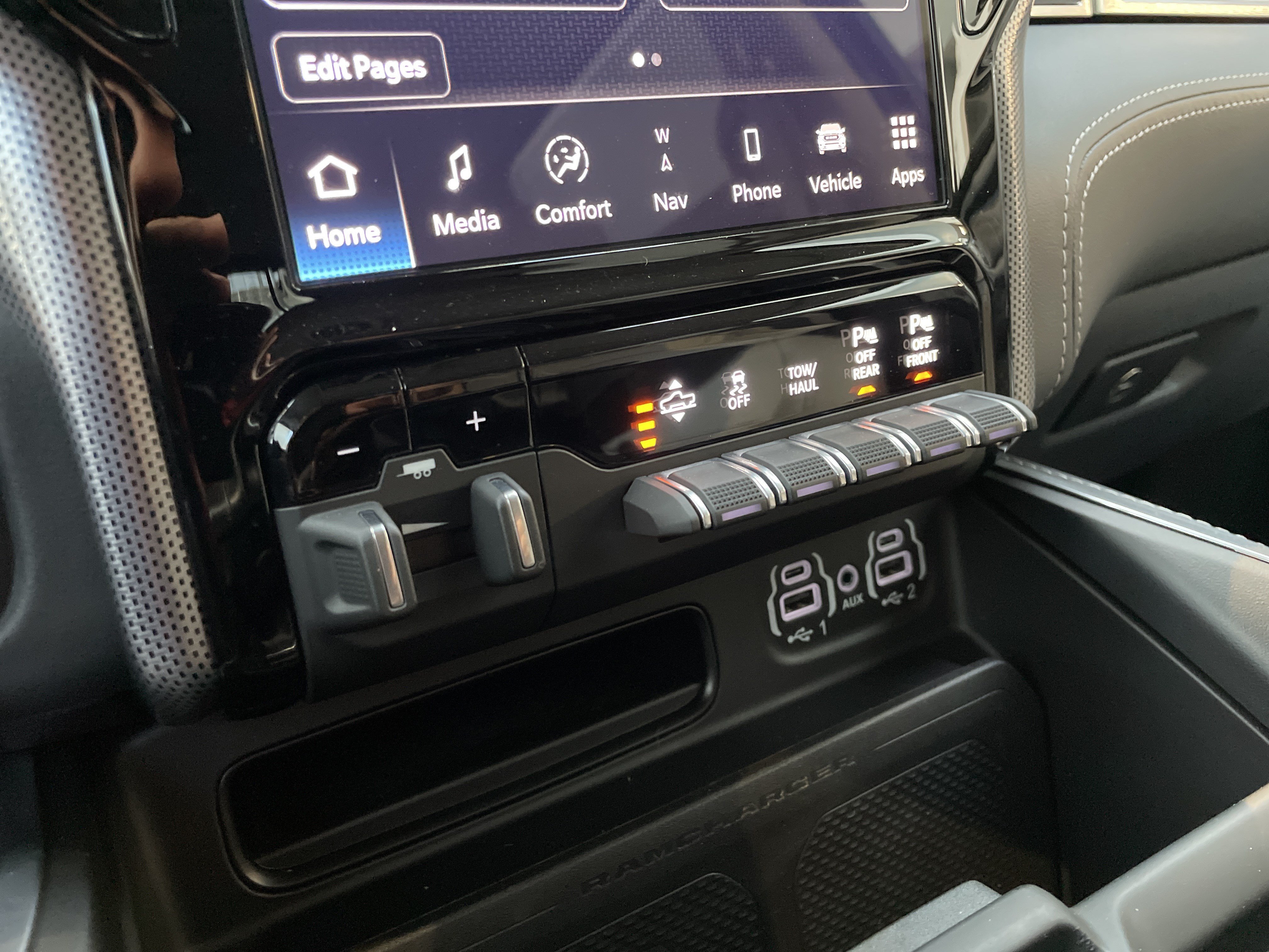 Used 2023 RAM 1500 Limited AWD/4WD image 28
