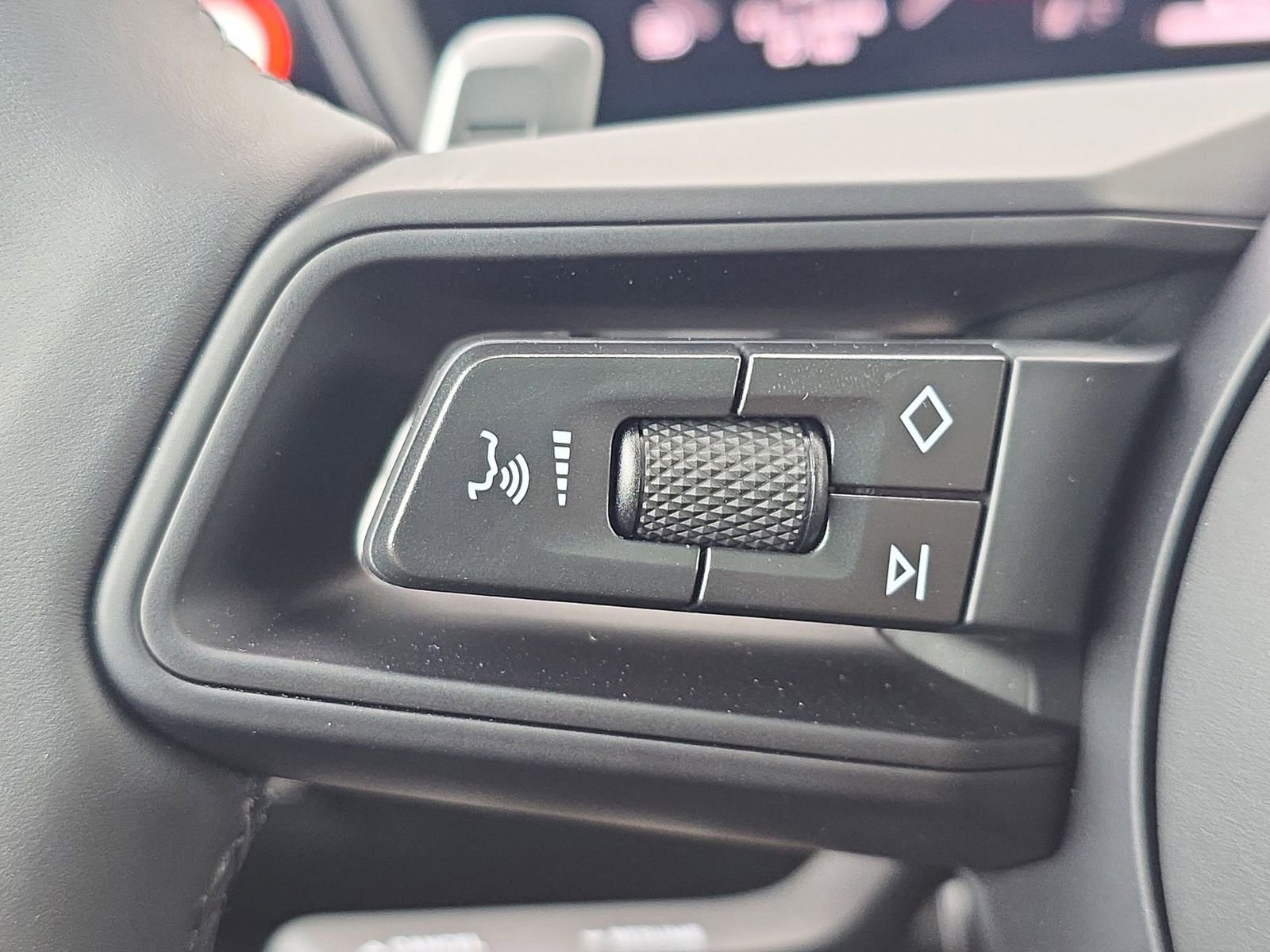 New 2026 Porsche Cayenne AWD/4WD image 18