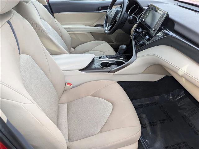 Used 2023 Toyota Camry LE image 19