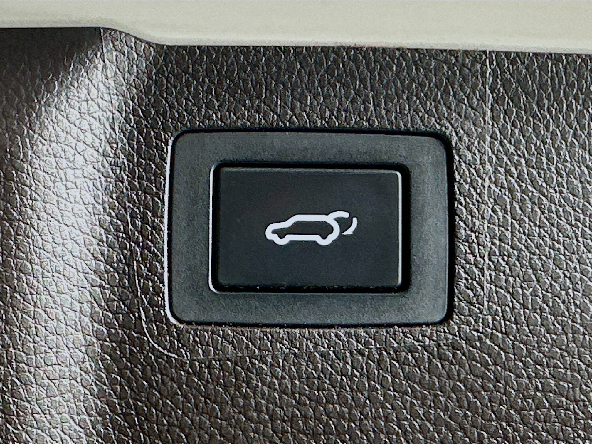 Used 2014 Hyundai Santa Fe Limited AWD/4WD image 32