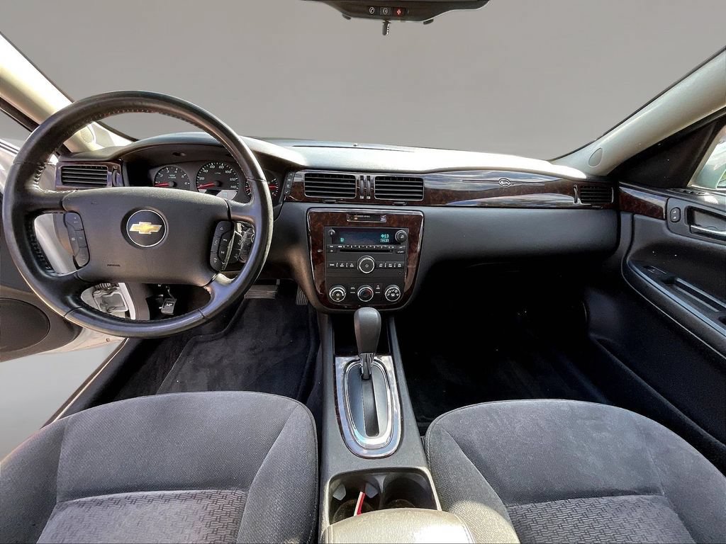 Used 2012 Chevrolet Impala LS FWD image 7