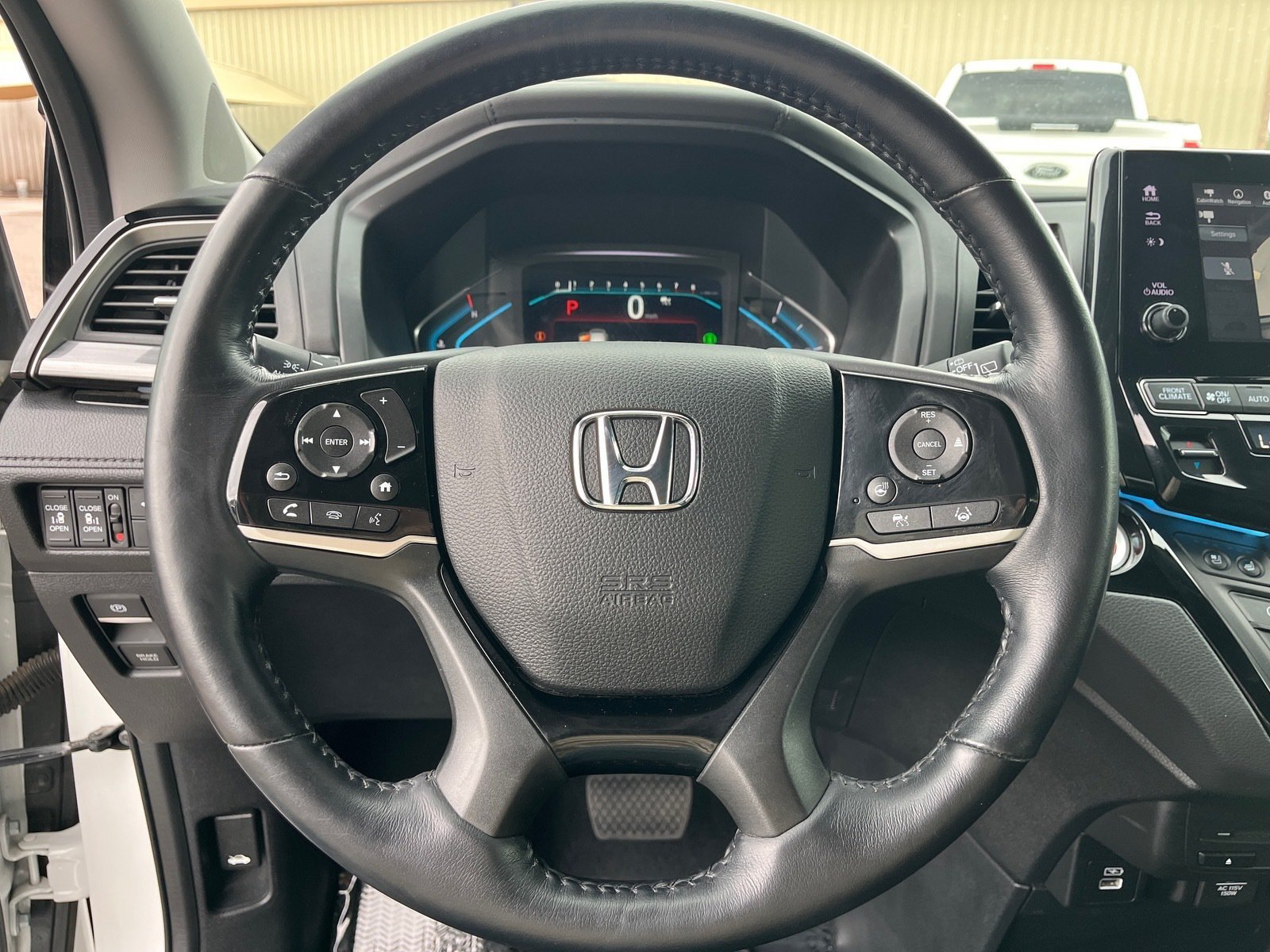 Used 2022 Honda Odyssey Elite image 18