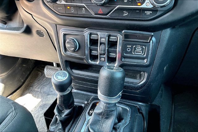 Used 2020 Jeep Wrangler Unlimited Sport S AWD/4WD image 23