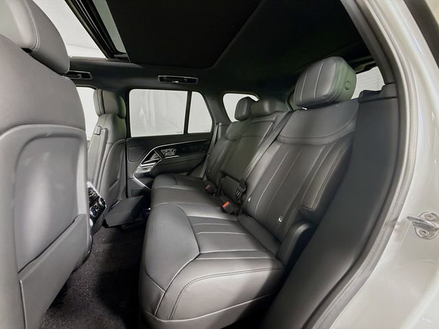New 2026 Land Rover Range Rover SE image 24