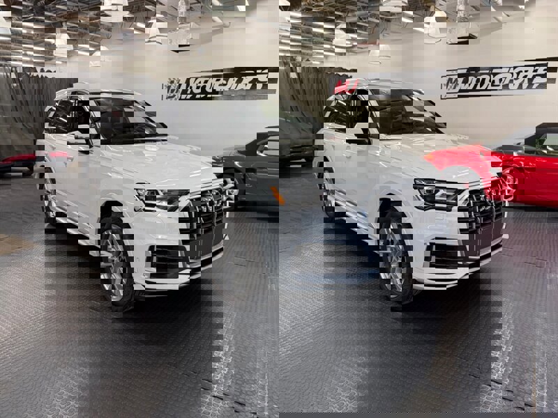 Used 2021 Audi Q7 3.0T Premium Plus w/ Executive Package image 15