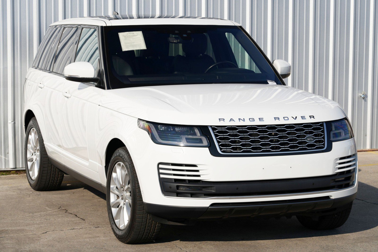 Used 2018 Land Rover Range Rover HSE image 62
