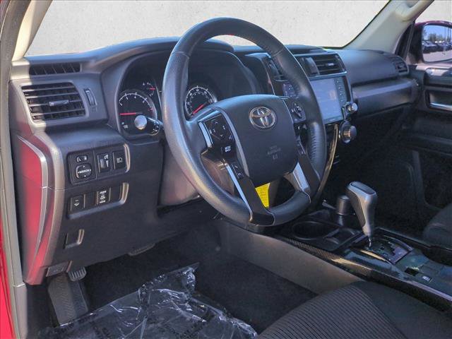 Certified 2020 Toyota 4Runner TRD Off-Road AWD/4WD image 10