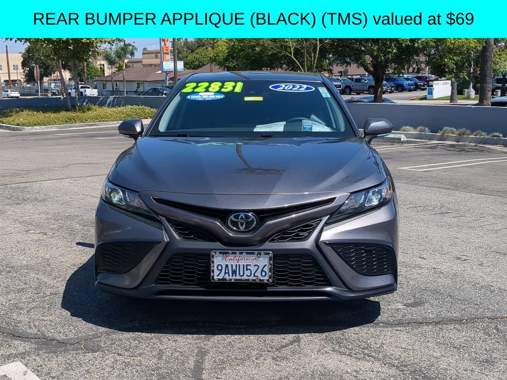 Used 2022 Toyota Camry SE w/ Carpet Mat Package (TMS) FWD image 12