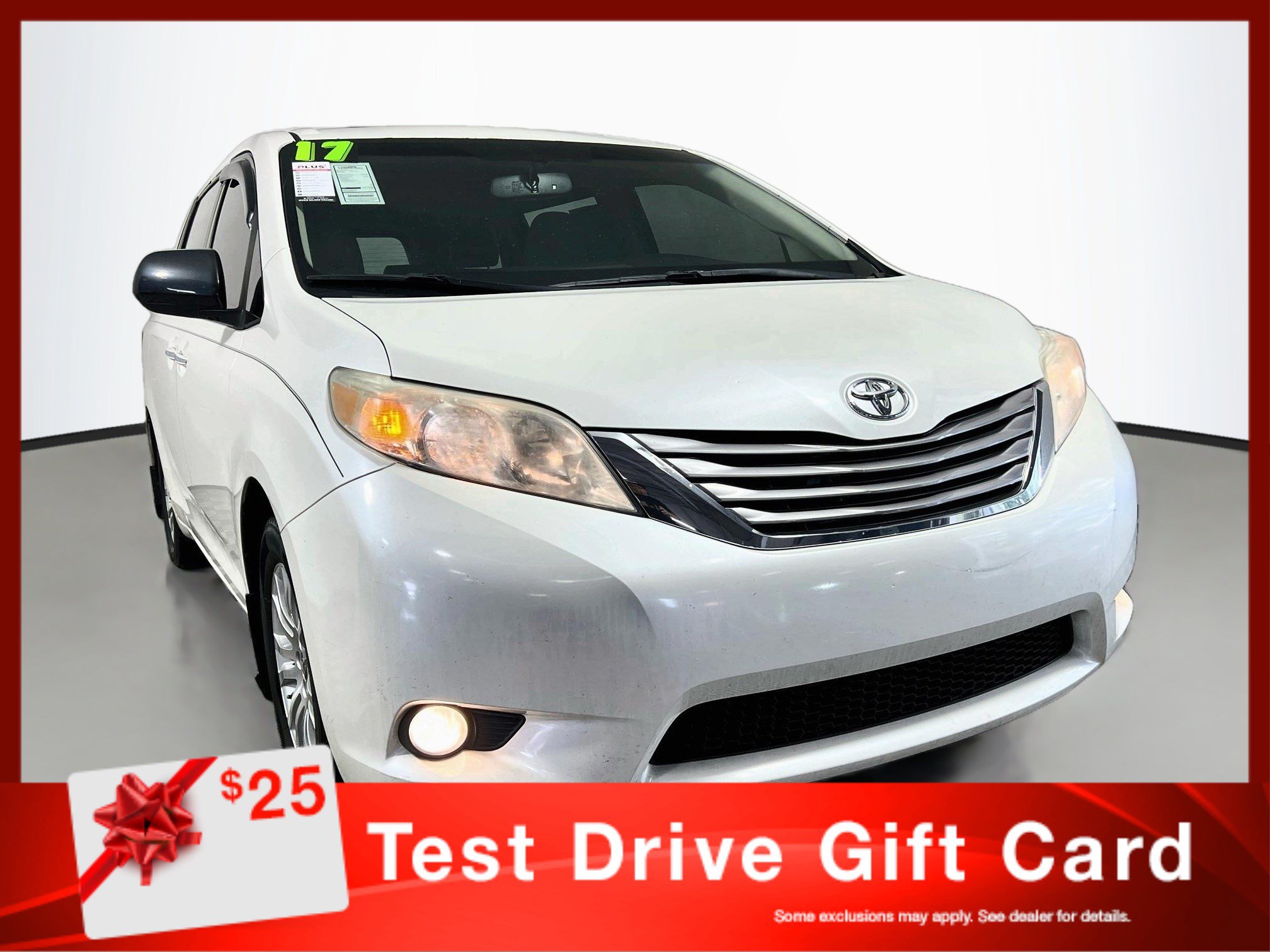 Used 2017 Toyota Sienna Limited FWD image 1