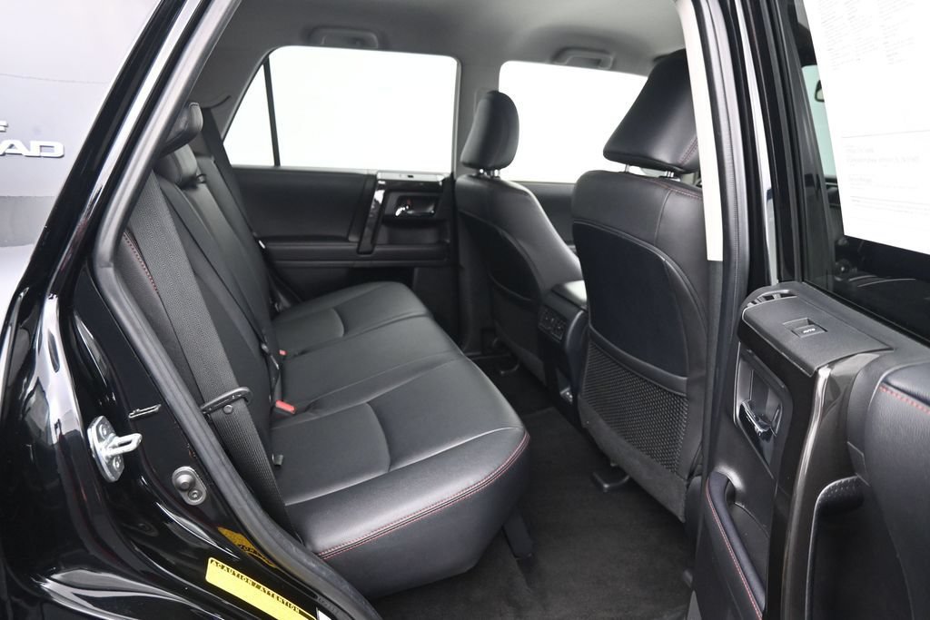 Used 2023 Toyota 4Runner TRD Off-Road Premium AWD/4WD image 13