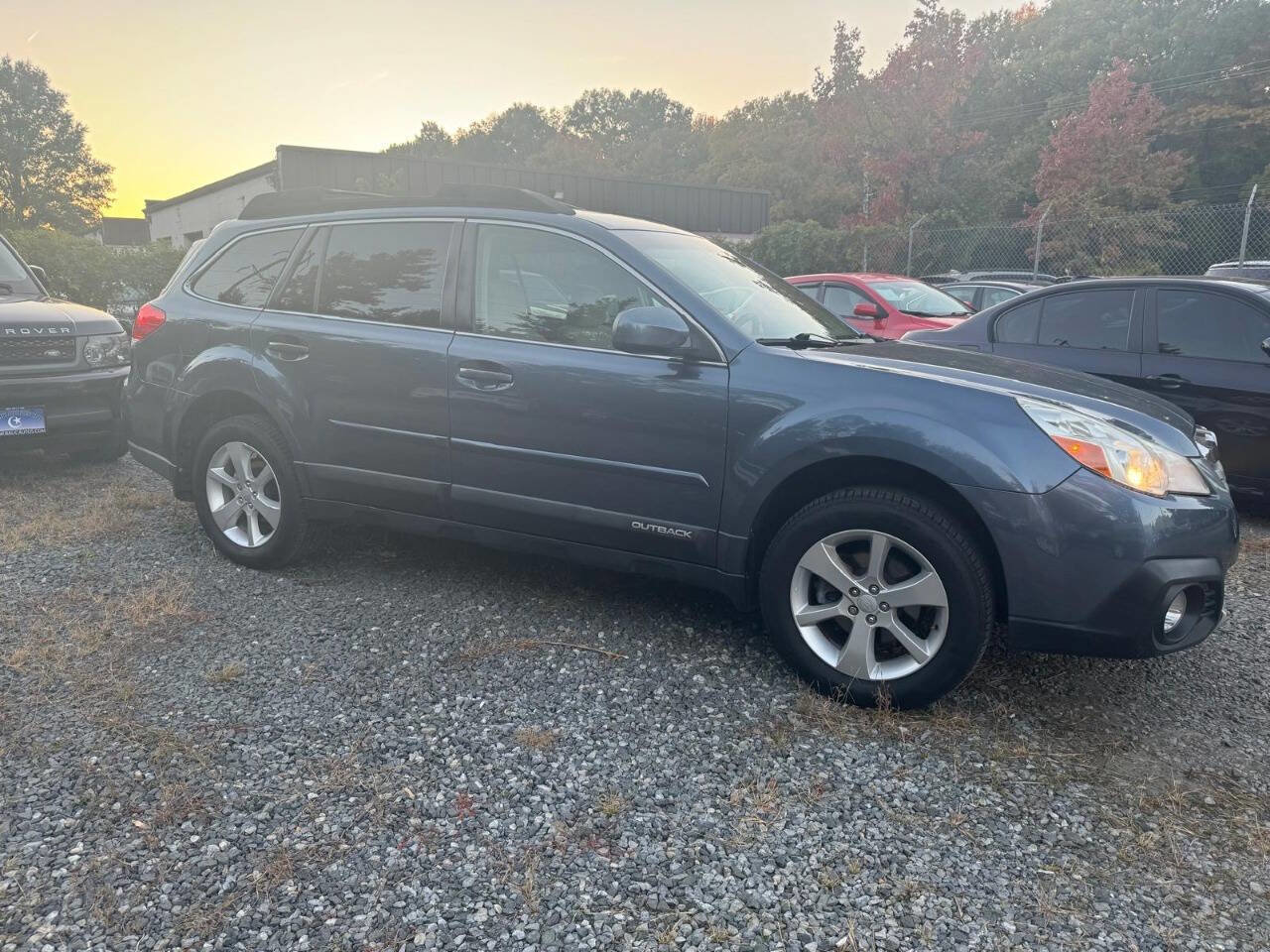 Used 2013 Subaru Outback 2.5i Premium image 3