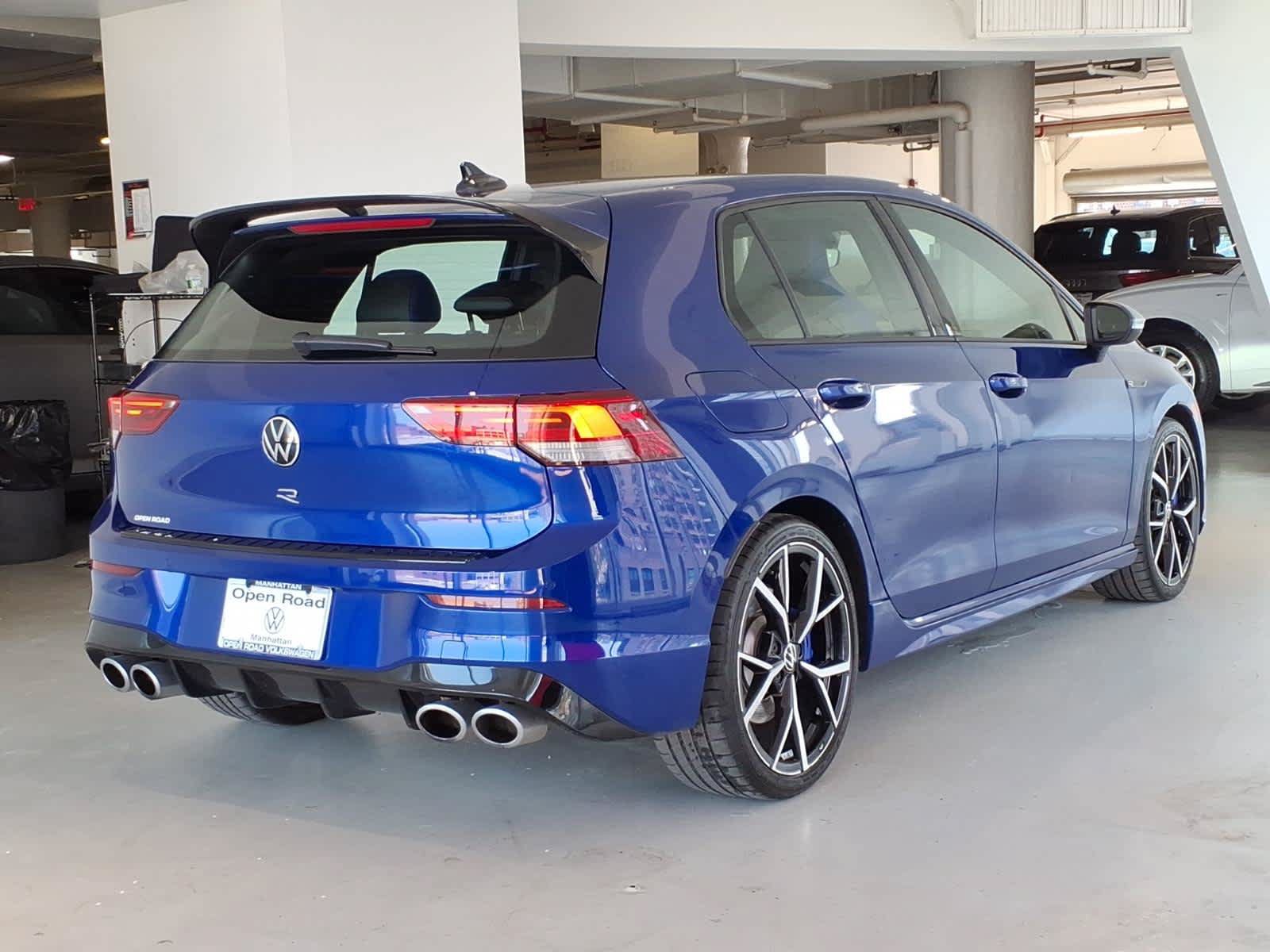 Used 2023 Volkswagen Golf R AWD/4WD image 4