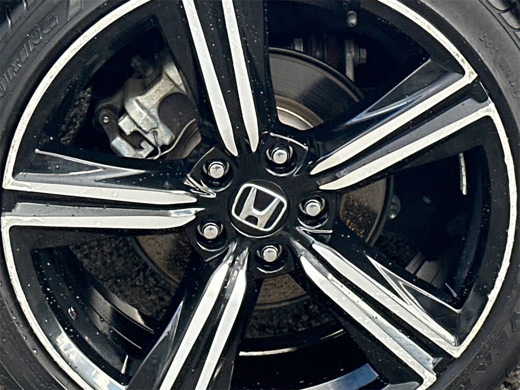 Used 2024 Honda Accord Sport image 6