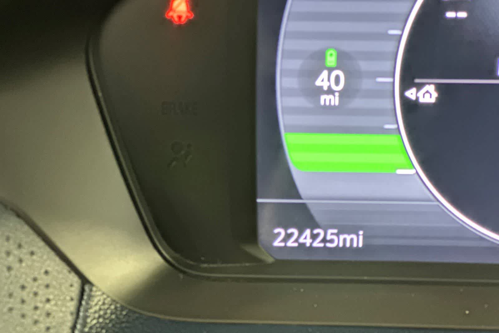 Used 2023 Chevrolet Bolt EUV Premier w/ Super Cruise Package FWD image 25