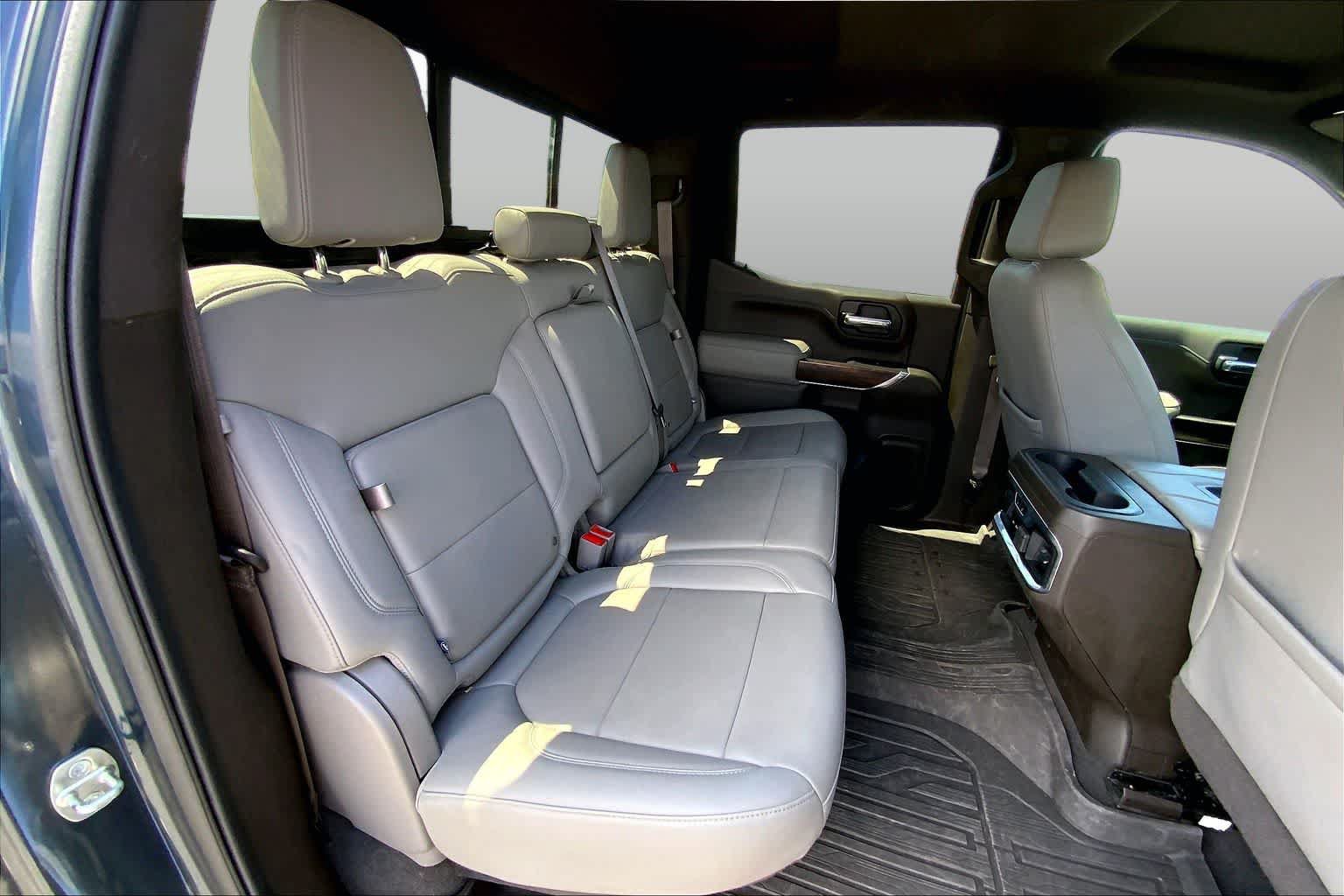 Used 2020 GMC Sierra 1500 SLT RWD image 20