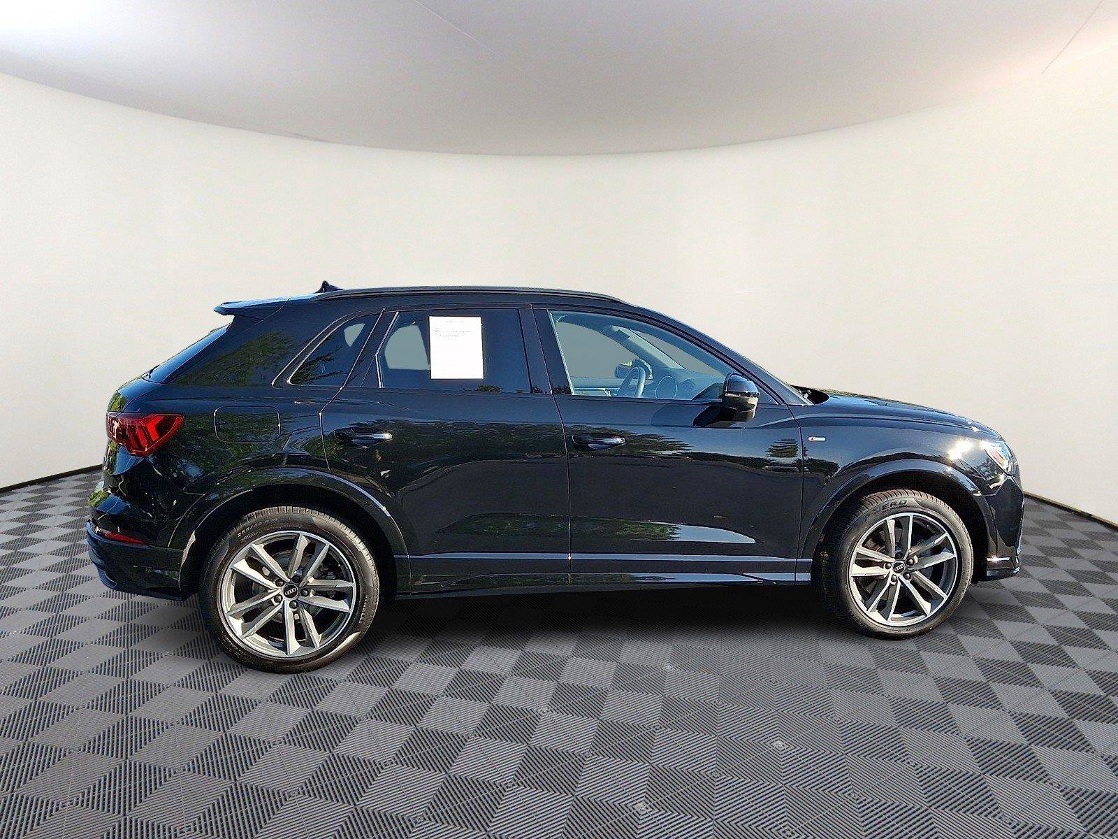 Used 2024 Audi Q3 2.0T Premium Plus AWD/4WD image 7
