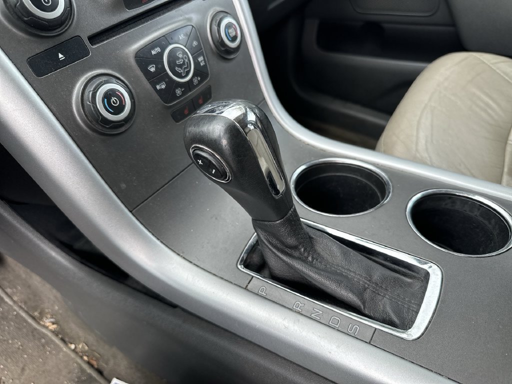 Used 2013 Ford Edge SEL FWD image 15
