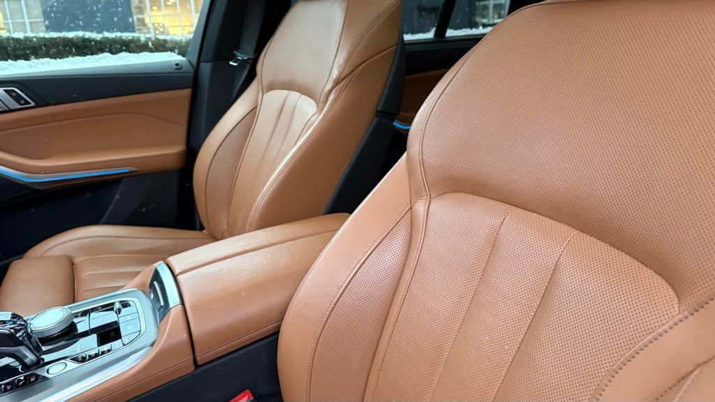 Used 2022 BMW X5 xDrive45e w/ Executive Package image 6