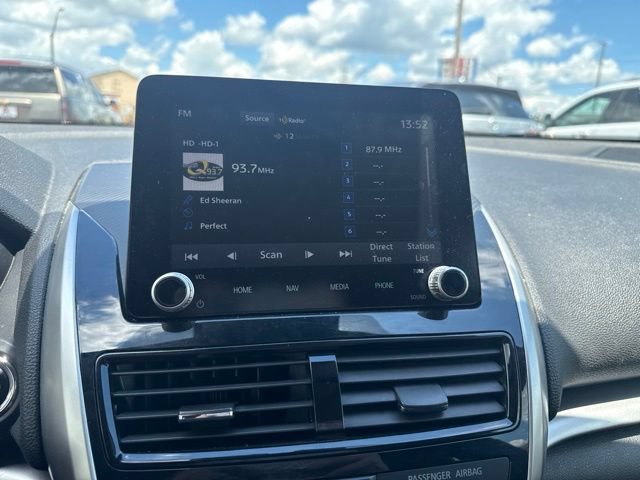Used 2022 Mitsubishi Eclipse Cross FWD image 23