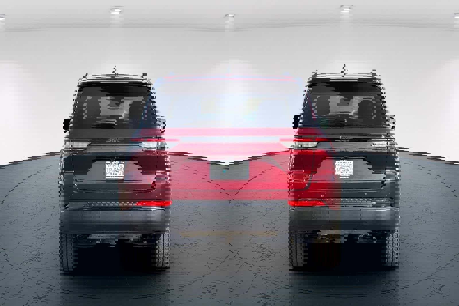 Used 2023 Jeep Grand Cherokee Altitude image 7