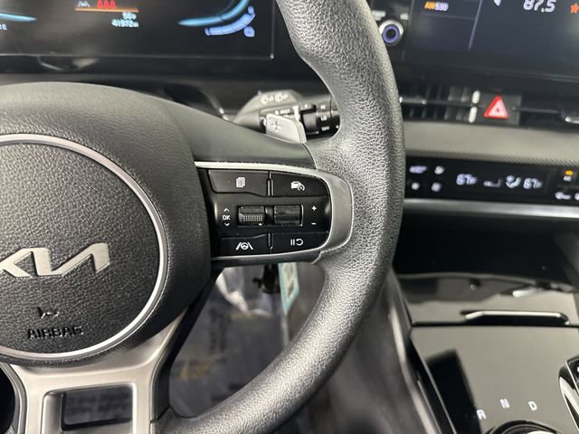 Used 2023 Kia Sportage LX AWD/4WD image 13