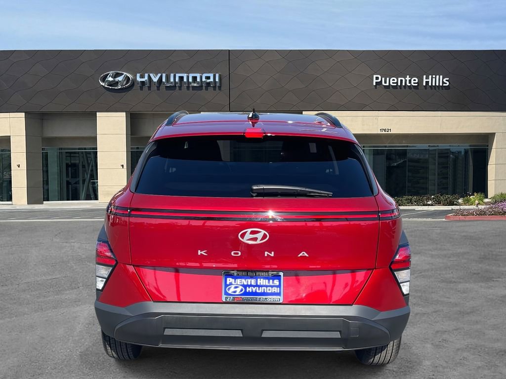 Certified 2025 Hyundai Kona SEL image 5