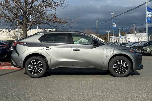 New 2026 Subaru Solterra Premium image 3