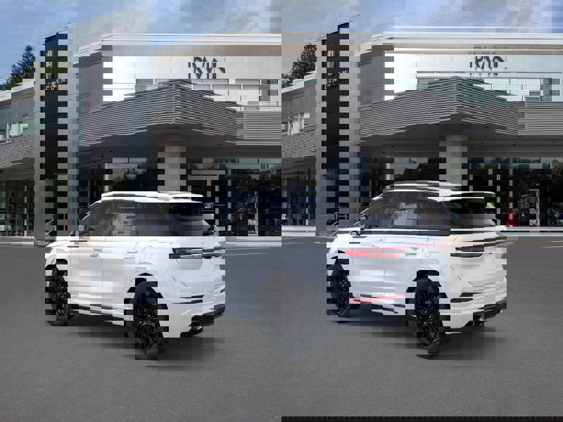 New 2026 Lincoln Corsair Reserve w/ Jet Appearance Package image 4