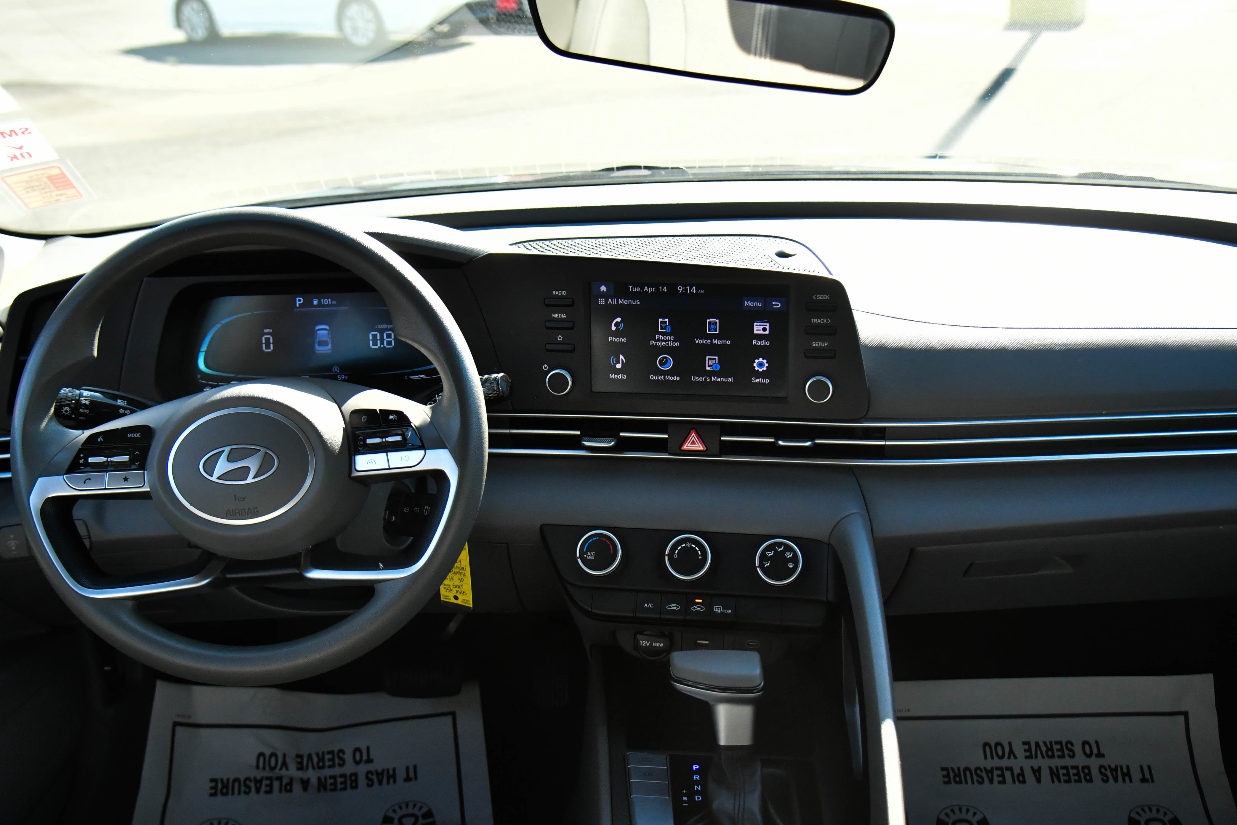 Used 2024 Hyundai Elantra SE FWD image 33