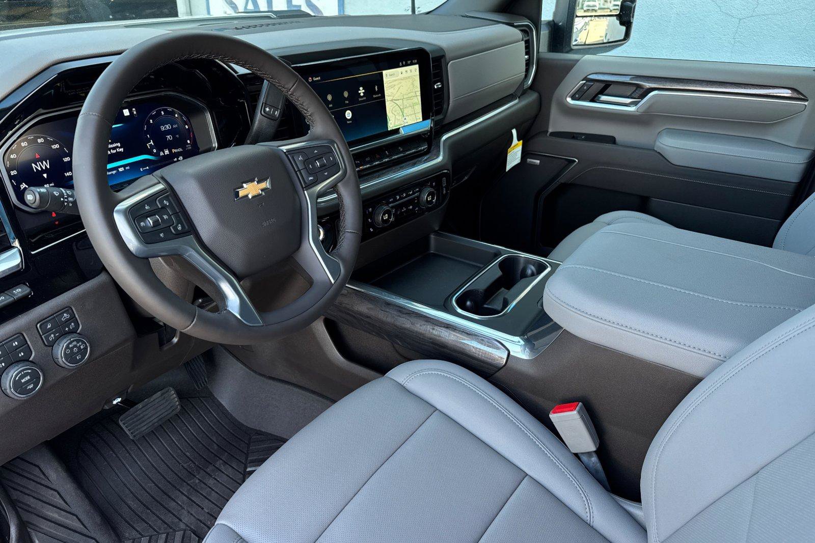 New 2026 Chevrolet Silverado 2500 LTZ w/ LTZ Premium Package AWD/4WD image 2
