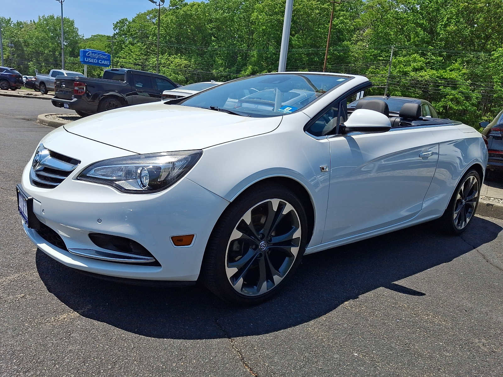 Used 2018 Buick Cascada Premium FWD image 3