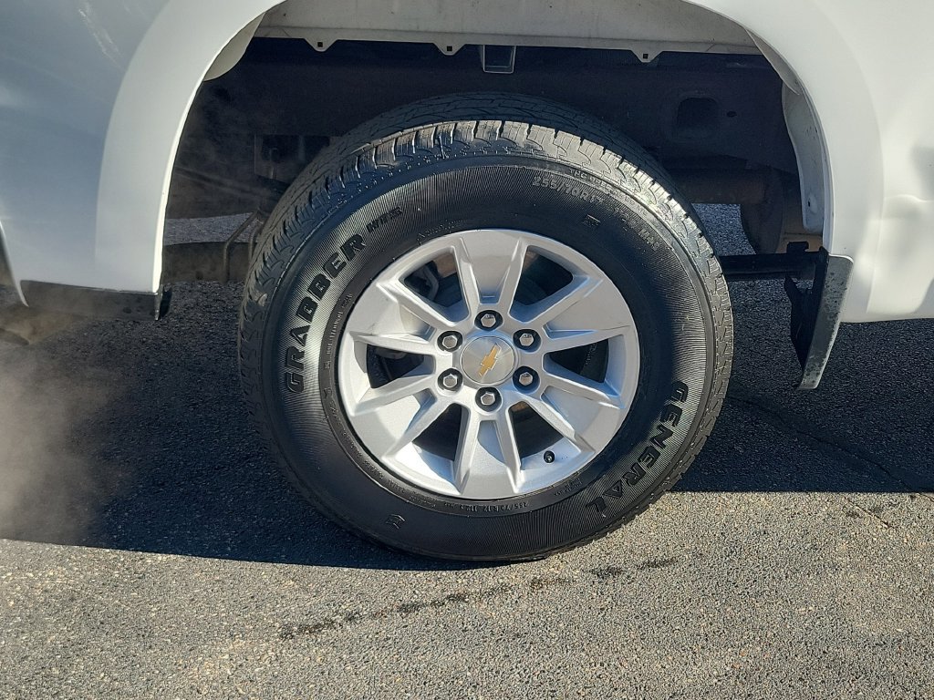 Used 2025 Chevrolet Silverado 1500 LT AWD/4WD image 8