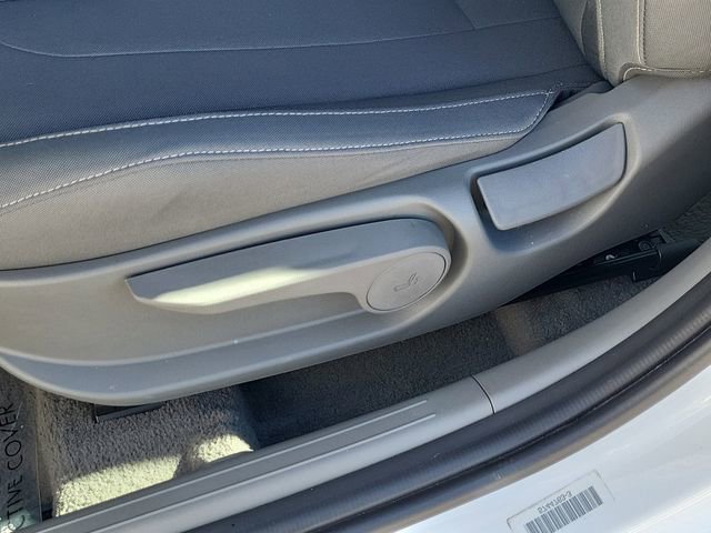 Used 2025 Hyundai Elantra SEL image 20