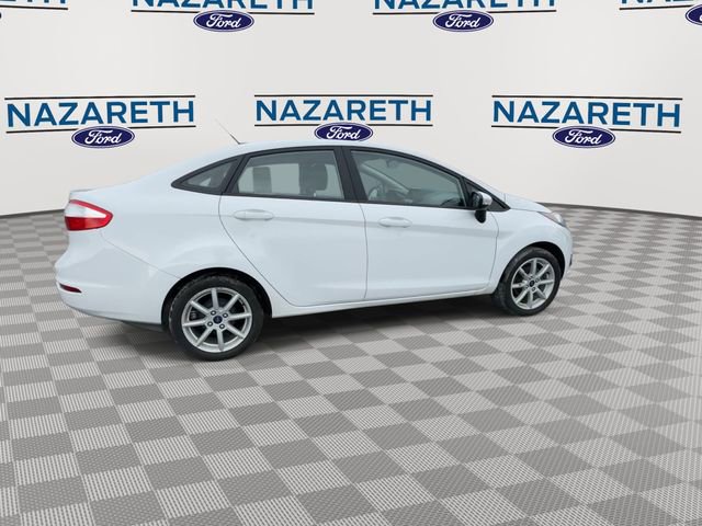 Used 2018 Ford Fiesta SE w/ Equipment Group 201A image 9