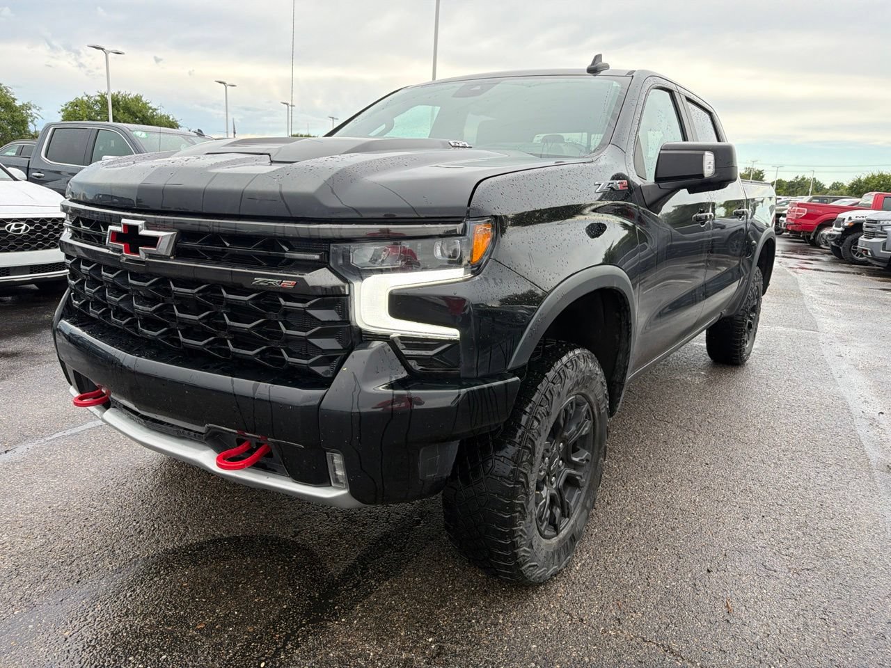 Used 2022 Chevrolet Silverado 1500 ZR2 w/ Technology Package AWD/4WD image 3